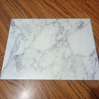 China Sustainable Rectangular Shape Marble Design Tempered Glass Size Board For Kitchen Food Fruit Cheese for sale