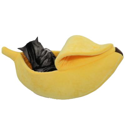 China 2021 Hot Selling Cute Soft Breathable Amazon Pet Beds Banana Pet Bed For Cat Bed for sale