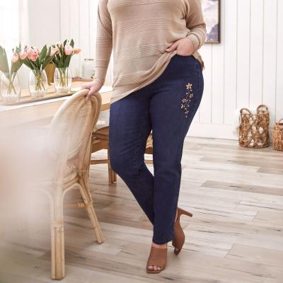 China Breathable WOMEN Plus Size Rhinestone Retail Straight Leg Jeans Female Touch Flattering Fit Lady Pants For Women for sale