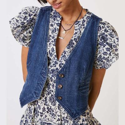 China Breathable Environmental Protection Denim Vest Jacket Deep Ocean Enzyme Wash Wasted Short Vest Bomber Jacket For Ladies for sale