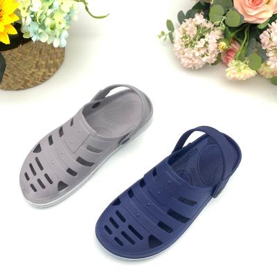 China Designers Anti-Smell Clogs Shoes Hotel Nurse Manager Kickers Garden Sandals Slippers Men Garden Shoes Clogs for sale