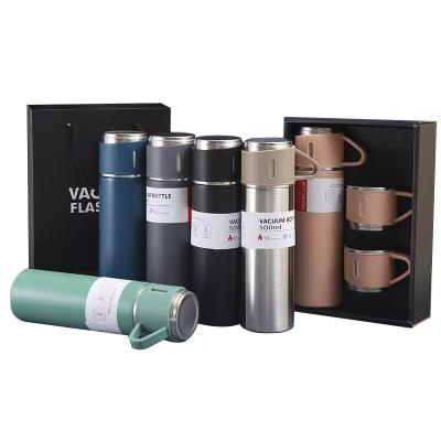 China New Creative PORTABLE Gift Box Set Vacuum Cup Set 500ml 304 Stainless Steel Thermos Business Gift Water Bottle With 3 Cups for sale