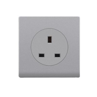 China Multi-Purpose UK 13A USB Universal Outlet Outlet Lighting Wall Switch Gray Ultra Thin Plastic Socket for sale