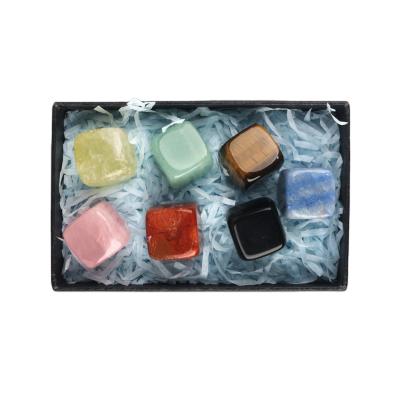 China China High Quality Natural Crystal Tumble Stone 7 Chakra Crystal Crystal Gift Box For Healing for sale