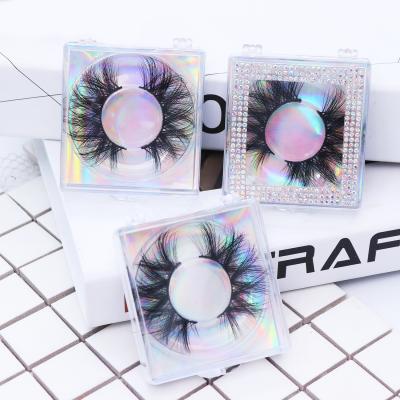 China 25mm Natural Soft Fluffy Private Label Eyelash Free Sample False Eyelashes Silk 3d Mink Lashes Container for sale