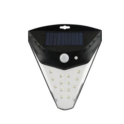 China 100 lm/w Best Selling Cool White Light Products 7W IP65 Shape Small Solar Wall Lamp for sale