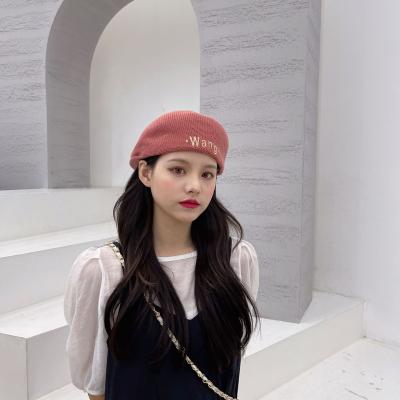 China Wholesale Character Embroidery Military Logo Beret Hat 2021 Spring Autumn Fashion Ladies British Stylish Beret Hat For Women for sale