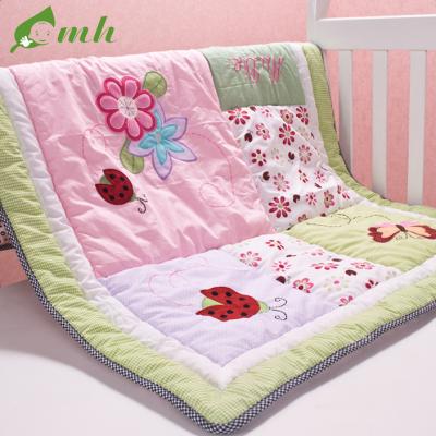 China 100% Cotton Comforters China Cotton Embroidery Baby Comfort Products for sale