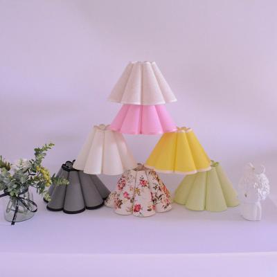 China Modern new designs flower shape modern lampshades fabric lampshade cover kit e27 for sale