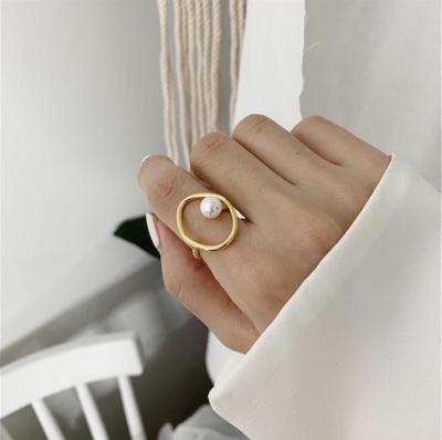 China Dylam Autumn Gold Plating Dainty Pearl Ring Designs Brass Rings Trendy 2021 Elegant Freshwater Jewelry Dylam Autumn Women Wedding Party for sale