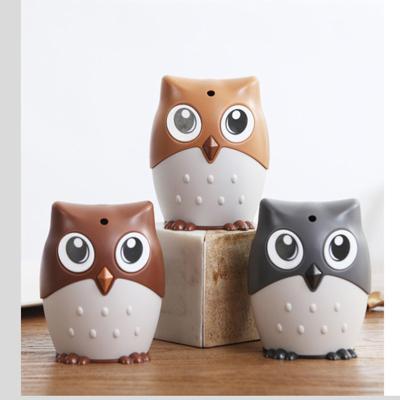 China Viable Wholesale Plastic Toothpick Holder Box Owl Animal Kitchen Restaurant Automatic Storage Press For Home Restaurant for sale