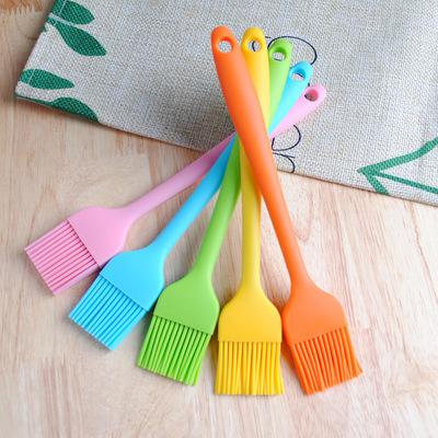 China Sustainable Silicone Pastry Basting BBQ Grilling Oil BBQ Kitchen Heat Resistant Baking Set Oil Brushes For Cooking Soft for sale