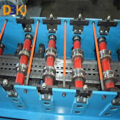 China 1.5-2mm Dicke Aufrechtes Rack Rollenformmaschine 10-15m/Min Hydraulisches Schneiden zu verkaufen