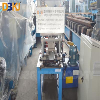 Cina Cr12MOV Roller Shutter Door Roll Forming Machine 5.5 KW Motore principale in vendita