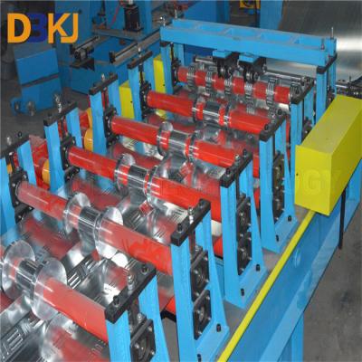 China PLC-Steuerungssystem Bodendeck Rollenformmaschine Cr12 Walzmaterial zu verkaufen