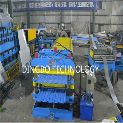 Cina 0.3-0.8mm Roof Panel Roll Forming Machine Spessore di acciaio 0.3-0.8mm in vendita