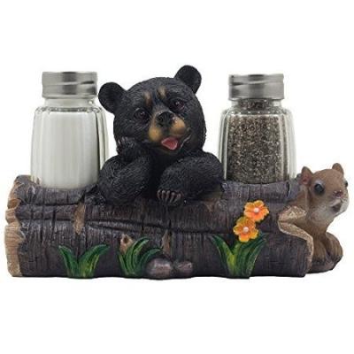 China Decorative Europe Black Bear and Squirrel Friend on Pepper Shaker Set Log Salt Figurine for sale