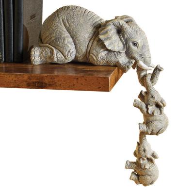 China Custom Europe Resin Elephant Figurines Mother and Baby Elephant Statue Table Hanging Decoration for sale