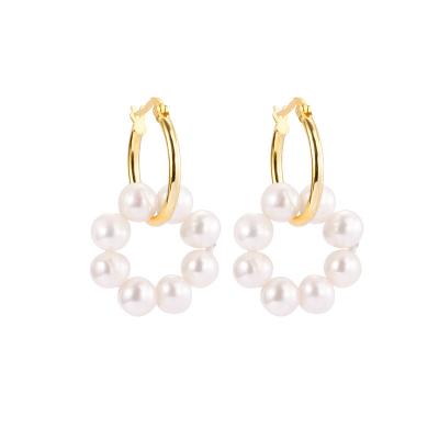 China Fashion 925 sterling silver pearl earrings European beauty cold wind circle pearl earrings cute retro wholesale for sale