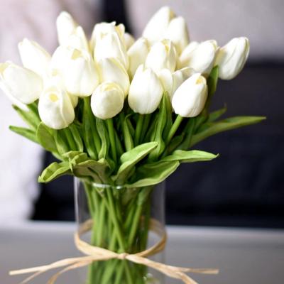 China 10PCS Realistic Tulip Artificial Flower Real Touch Artificial Bouquet Fake Flower for Wedding Flowers Garn Home Decor Decoration for sale