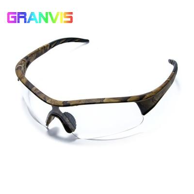 China Custom Sports Sunglasses Men Sport Volleyball Polarized Sunglasses for sale