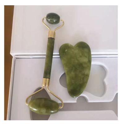 China Face Lift Free Sample Green Jade Roller Jade Roller Facial Box with Guasha Set for sale