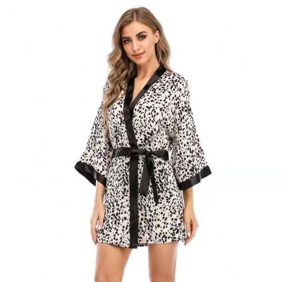 China Wholesale Comfortable QUICK DRY Leopard Print Plus Size Sleep Wear Satin Pajamas Girl Night Dress for sale