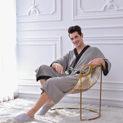 Chine Cardigan chaud de tissu des ensembles des hommes de pyjamas de kimono de peignoir de chemise de nuit à vendre