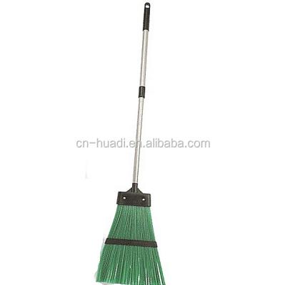 China Garden Outdoor Broom Hard Stiffened Garden Broom With Extendable Handle for sale