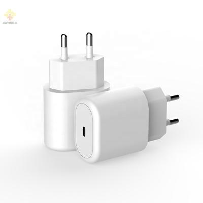 China Factory Wholesale 20w PD USB C Fast Charging Power Type-C Mobile Phone EU PD Wall Charger Plug For For iPhone Charger for sale