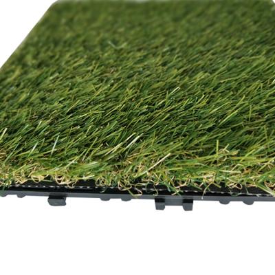 China Synthetic Artificial Artificial Flooring Mats Natural Green Balcony Yard Grass Turf Carpet For Balcony Decking for sale