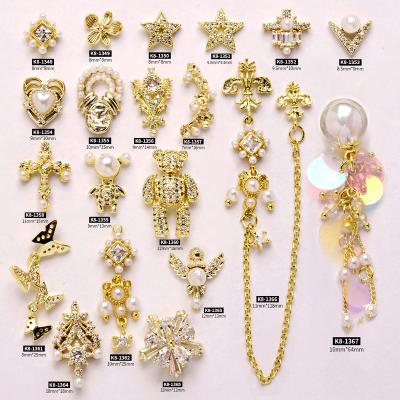 China Real Gold Newest Zircon Nail Art Decoration Supplies Factory Direct Non-fading Full Diamond Movable Bear Butterfly Pendant Diamond Rhinestone Nail Art for sale