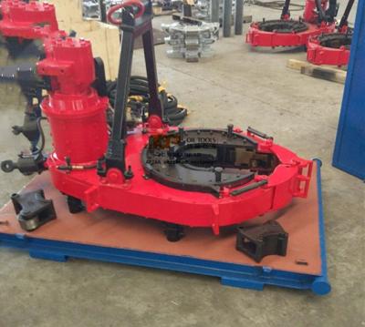 Cina Serie di rivestimento di Tong Wellhead Handling Tools TQ di potenza idraulica in vendita