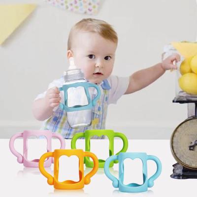 Chine Tétine nouveau-née de Teether de nourriture de silicone de Multiscene portative avec des poches à vendre