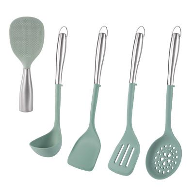 China 5Pcs utensilios de cocina antiadherentes Silicona utensilios de cocina conjunto Silicona utensilios de cocina herramientas de cocina regalo con mango de acero inoxidable en venta