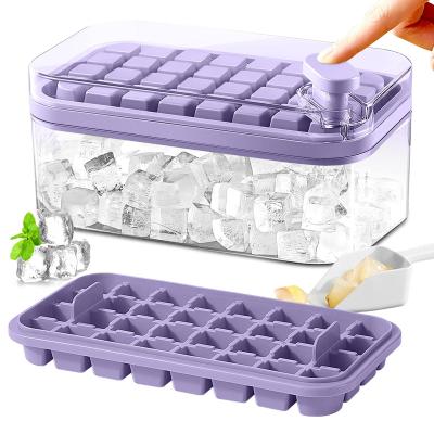 中国 Ice Cube Trays With Lid And Bin Ice Cube Tray Mold For Whiskey Cocktail Juice Coffee 販売のため