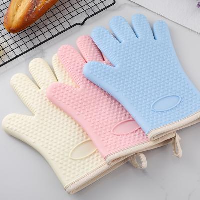 China Gorilla Grip Oven Mitts de acampamento prático, luvas resistentes ao calor do calor do silicone à venda