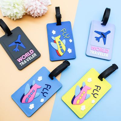 China Simple Cartoon Luggage Tags in Various Colors for Personalized Suitcase Labeling for sale