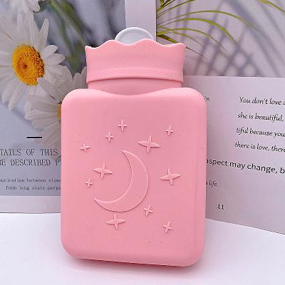 China 2 Liter Silicone Hot Water Bottle with Screw Cap for sale