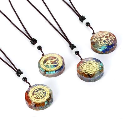 China FASHIONABLE Colorful Gravel Necklace Crystal Resin Drop Glue Pendant Rock Necklace for sale