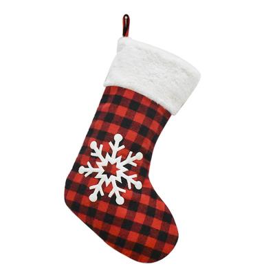 China Europe Christmas Decorations Black And Red Socks Kids Christmas Plaid Gift Bags Candy Bags Socks for sale