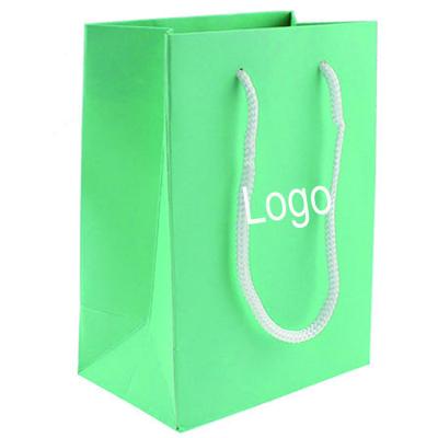 China Best Quality Custom Kraft Paper Gift Bags For Clothes Paper Shopping Bag Gift Bag With Logo for sale