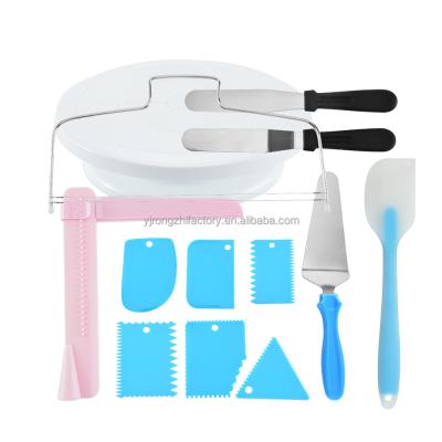 China Viable Wholesale Cake Decorating Tools Set 13 Pcs Baking Tools With Cake Turntable And Leveler Cake Decorating Item for sale