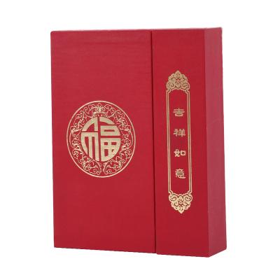 China Recyclable luxury personalized customized logo red shipping flip foldable packaging paper gift box with magnet for sale