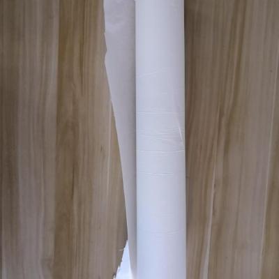 Chine Disposable Waterproof Bed Sheet Rolls Smooth Paper Roll crepe paper roll à vendre