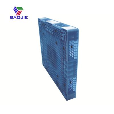 China Double Sided Double Sided Heavy Duty Perforated Plastic Pallets For Rice Bags Storage for sale