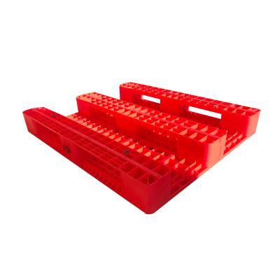 China Single Faced 100% Virgin HDPE Red Color Material Plastic Pallets With Cheap Price for sale