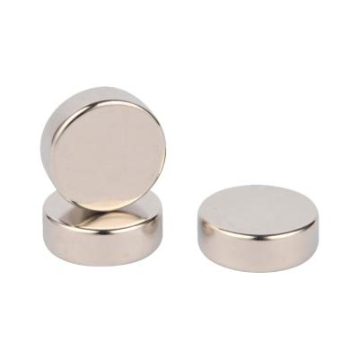 China Speaker Magnet D5x3MM N38 Neodymium Disc Magnet Super Strong Disc Magnet for sale