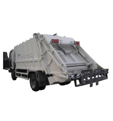 China High efficiently 7700*2420*3210mm compressed garbage truck with hydraulic operation to load and unload garbage 7700*2420*3210mm for sale