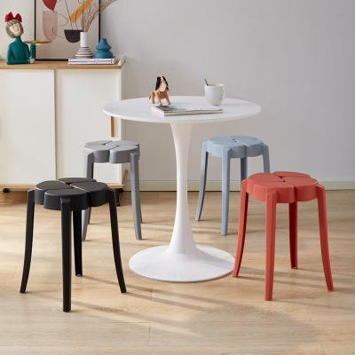 China Sillas Plasticas Furniture Dining Chair Stackable Plastic Chair Cheap Price Modern Restaurant Cafe Stackable pp Leisure for sale